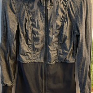 Lululemon jacket size small excellent condition